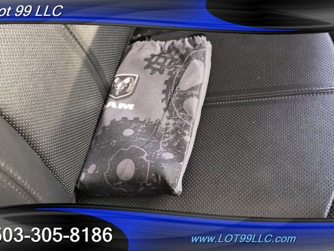 Used 2019 RAM 1500 Laramie w/ Convenience Group AWD/4WD image 41