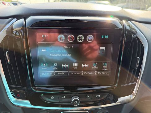 Used 2019 Chevrolet Traverse LT w/ LPO, Floor Liner Package AWD/4WD image 16
