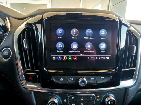 Used 2023 Chevrolet Traverse LT FWD image 54