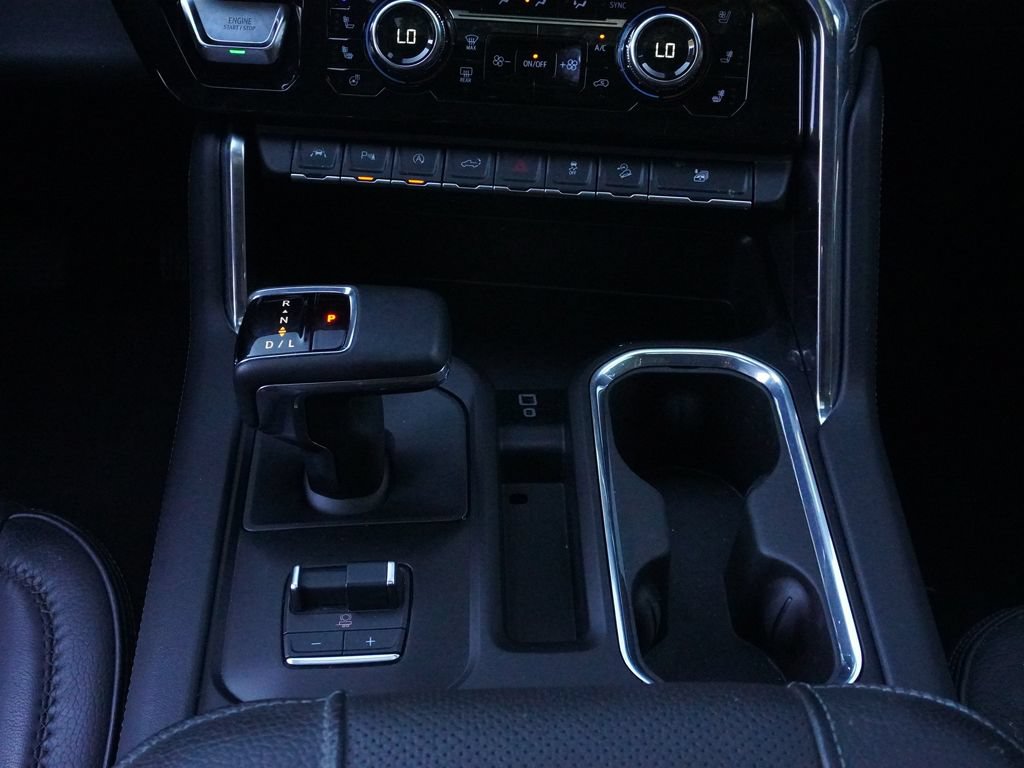 Used 2024 GMC Sierra 1500 Denali AWD/4WD image 65