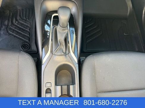 Used 2025 Toyota Corolla LE image 16