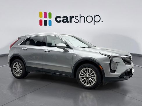 Used 2024 Cadillac XT4 Premium Luxury image 7
