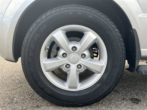 Used 2008 Kia Sorento LX w/ Sport Pkg image 10