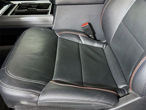 Used 2023 Ford F250 Lariat w/ Lariat Ultimate Package image 14