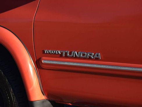 Used 2002 Toyota Tundra Limited RWD image 12