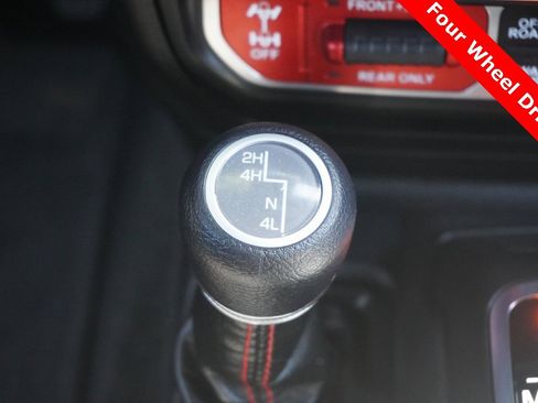 Used 2022 Jeep Wrangler Unlimited Rubicon w/ LED Lighting Group image 18