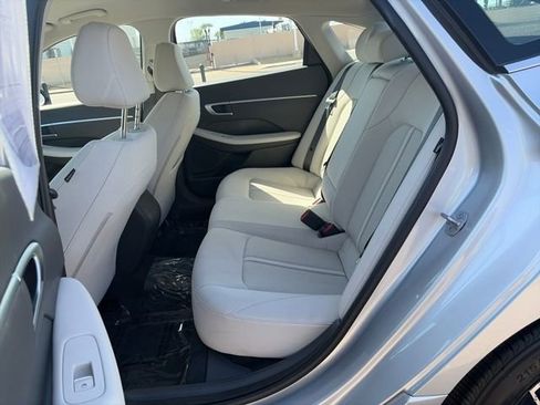 Used 2025 Hyundai Sonata SEL FWD image 23