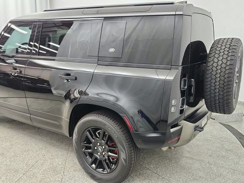 Used 2020 Land Rover Defender 110 X AWD/4WD image 16