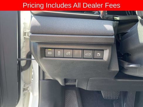 Used 2025 Toyota Camry LE FWD image 22