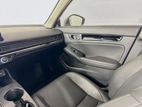 Used 2022 Honda Civic Touring image 28
