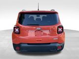 Used 2018 Jeep Renegade Latitude image 4