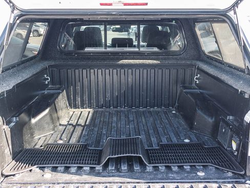 Certified 2019 Toyota Tacoma TRD Off-Road image 26