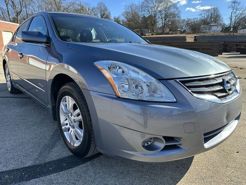 Used 2011 Nissan Altima HEV image 7