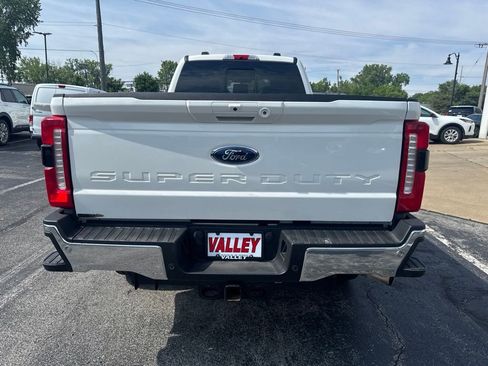 Certified 2025 Ford F350 Lariat w/ Lariat Ultimate Package AWD/4WD image 11