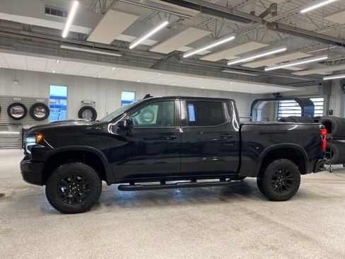 Certified 2023 Chevrolet Silverado 1500 ZR2 w/ Technology Package AWD/4WD image 8