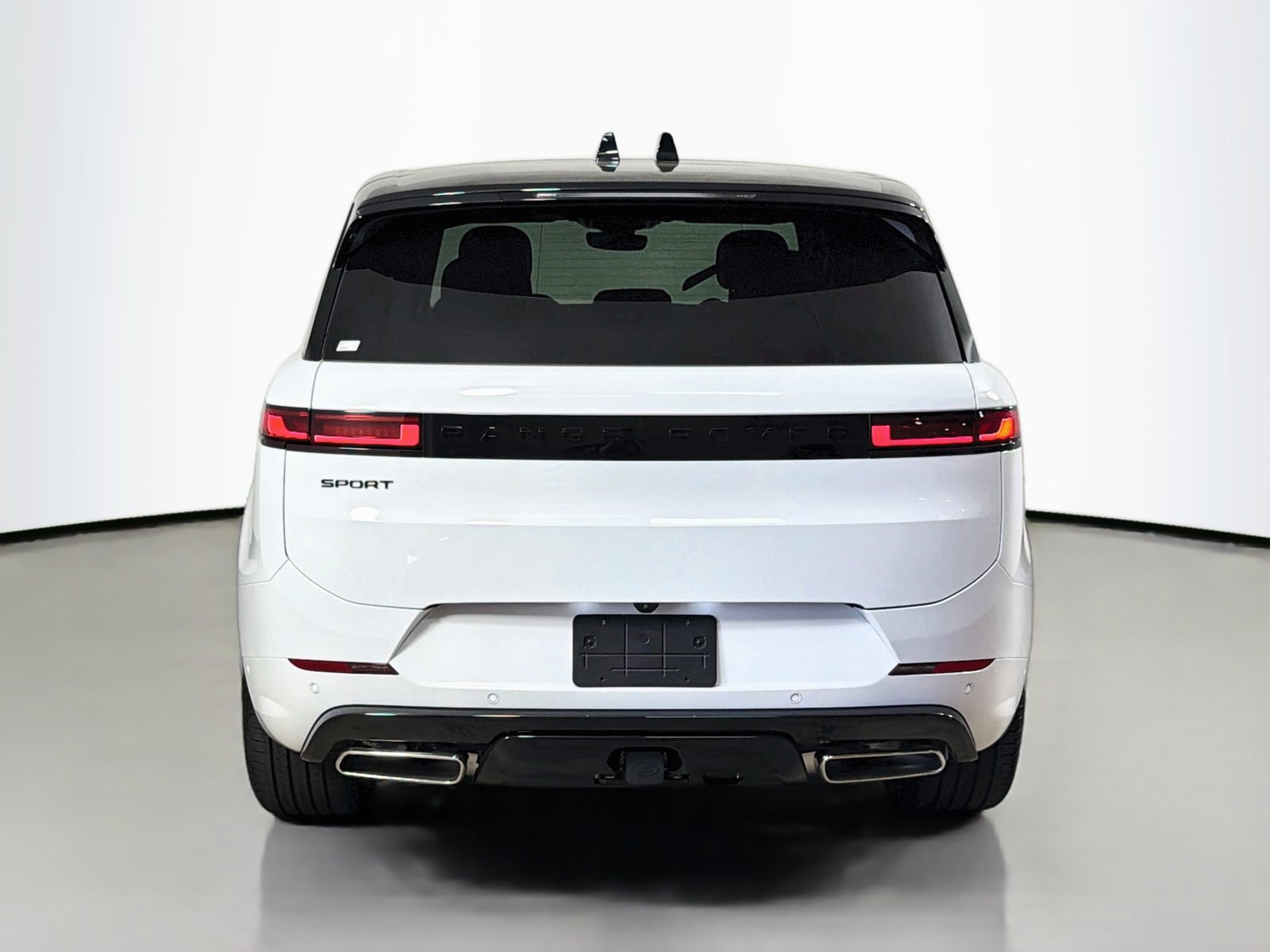 New 2026 Land Rover Range Rover Sport Dynamic SE AWD/4WD image 4