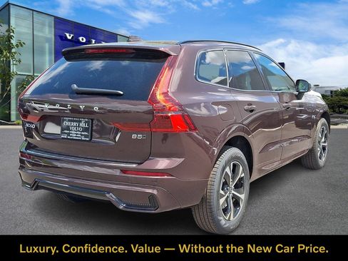 Certified 2026 Volvo XC60 B5 Core w/ Protection Package Premier AWD/4WD image 5