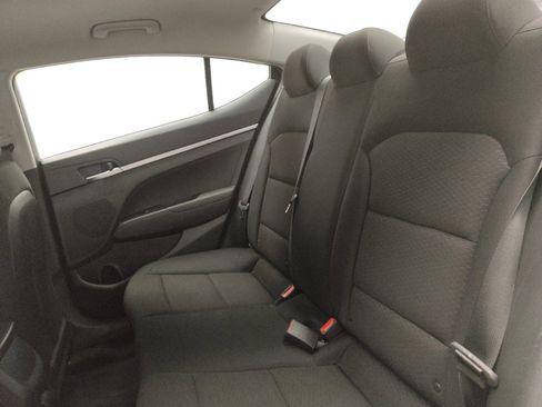 Used 2020 Hyundai Elantra SE w/ Cargo Package (C1) FWD image 18