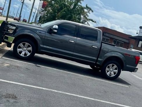 Used 2018 Ford F150 Lariat w/ Equipment Group 502A Luxury AWD/4WD image 1