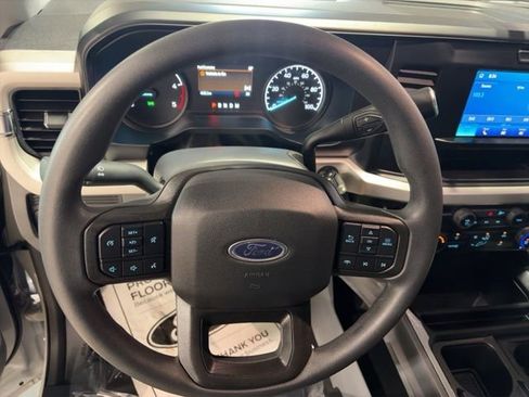 Used 2025 Ford F350 XLT AWD/4WD image 21