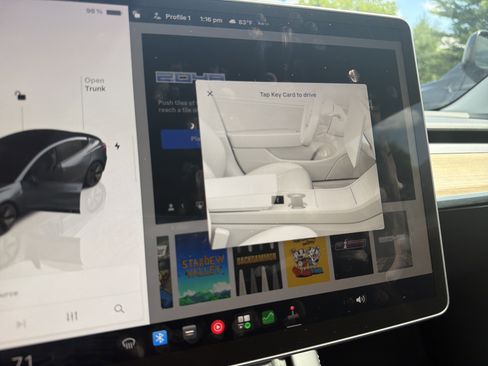 Used 2023 Tesla Model 3 Standard Range RWD image 29