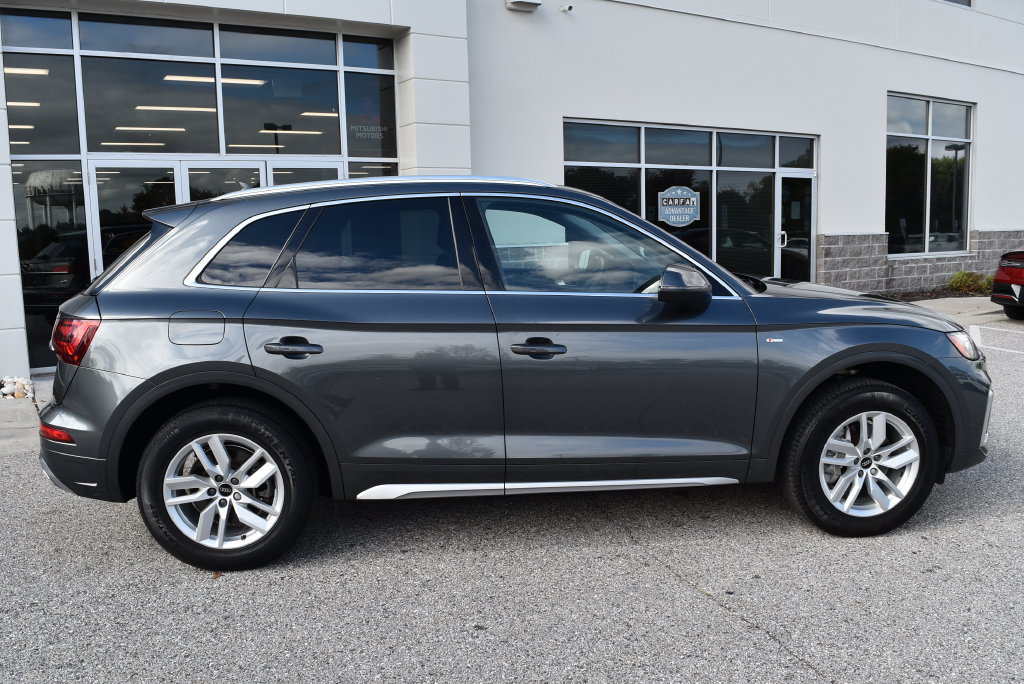 Used 2023 Audi Q5 2.0T Premium AWD/4WD image 2