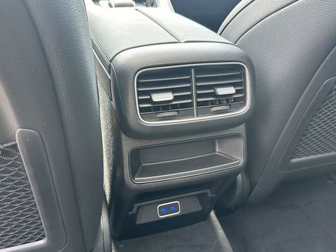 Certified 2025 Mercedes-Benz GLE 350 4MATIC w/ AMG Line Exterior image 26