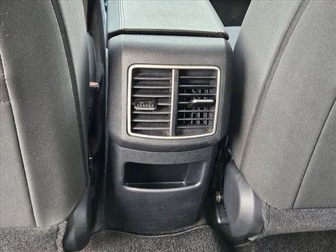 Used 2024 Kia Sportage LX image 17