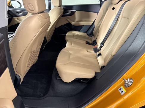 Used 2019 Audi Q8 Prestige w/ Towing Package AWD/4WD image 24