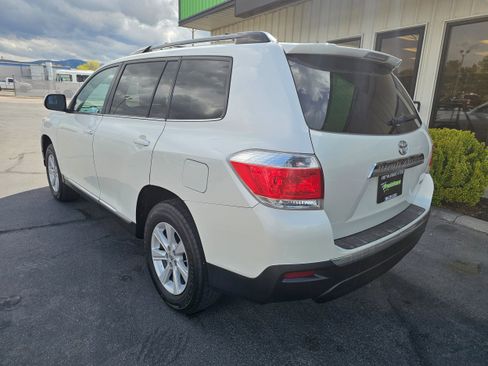 Used 2013 Toyota Highlander SE AWD/4WD image 5