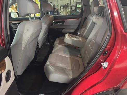 Used 2022 Honda CR-V Touring image 12