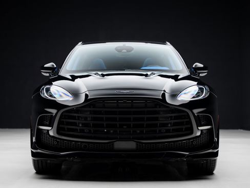 Used 2023 Aston Martin DBX 707 AWD/4WD image 8