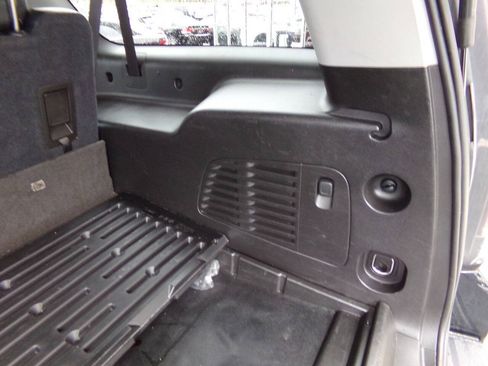 Used 2016 GMC Yukon XL SLE AWD/4WD image 14