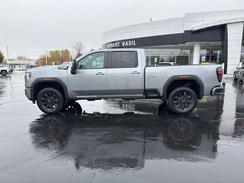 New 2026 GMC Sierra 2500 AT4 image 7