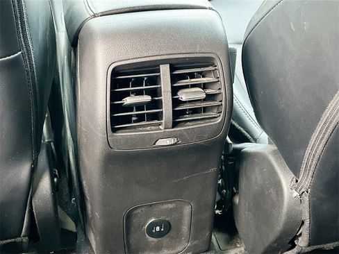 Used 2023 Ford Escape Platinum image 25