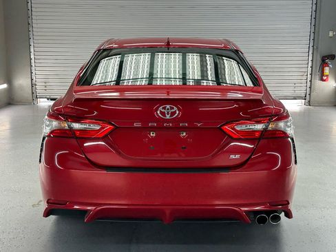 Used 2019 Toyota Camry SE w/ Protection Package (Q2) FWD image 7