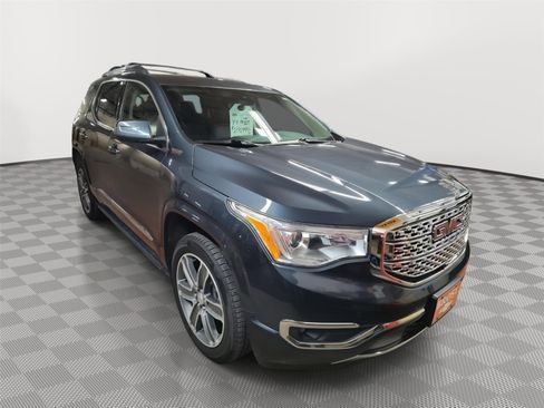 Used 2019 GMC Acadia Denali w/ Technology Package image 2
