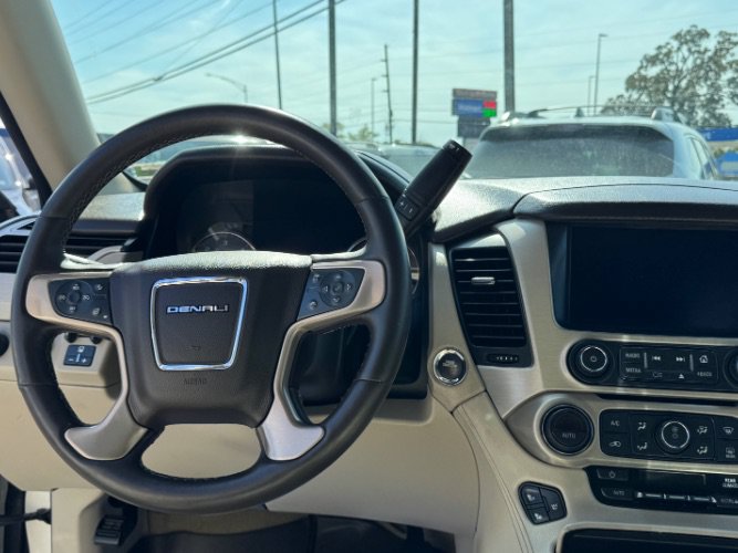 Used 2015 GMC Yukon Denali w/ Open Road Package AWD/4WD image 16