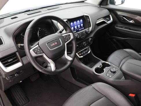 Used 2024 GMC Terrain SLT image 14
