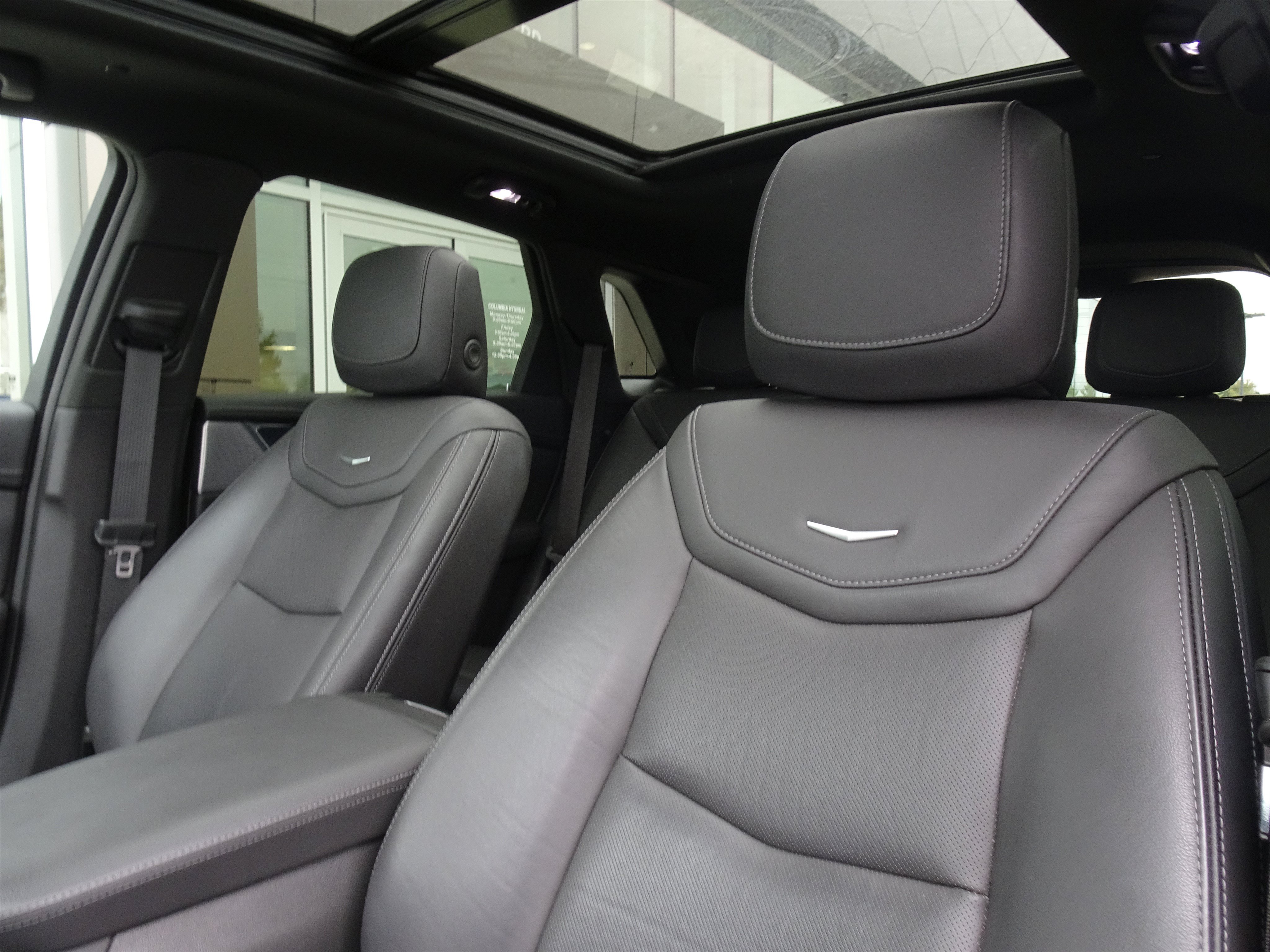 Used 2024 Cadillac XT5 Premium Luxury w/ LPO, Floor Liner Package AWD/4WD image 10