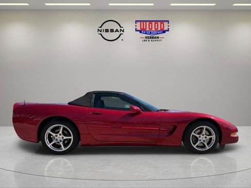 Used 2001 Chevrolet Corvette Convertible w/ Preferred Equipment Group2 image 2