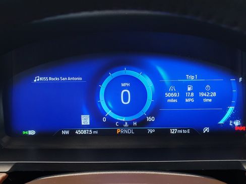 Used 2023 Ford Explorer King Ranch w/ Technology Package RWD image 21