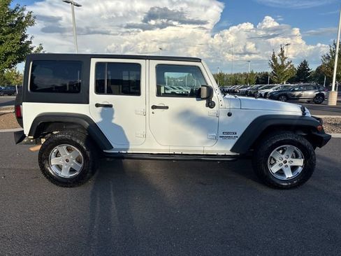 Used 2014 Jeep Wrangler Unlimited Sport w/ Quick Order Package 24S AWD/4WD image 2