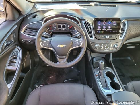 Used 2019 Chevrolet Malibu LS FWD image 12
