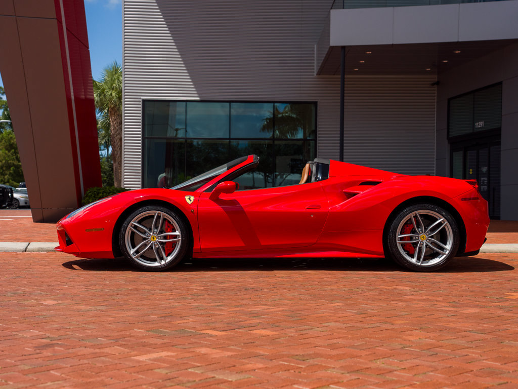Certified 2019 Ferrari 488 Spider RWD image 3