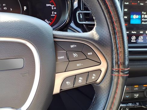 Used 2023 Dodge Durango SXT Launch Edition image 11