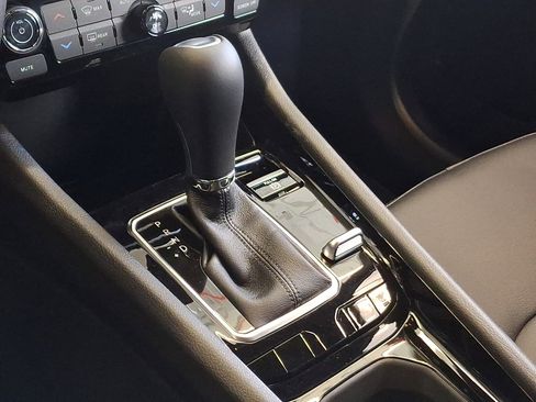 New 2026 Jeep Compass Limited image 10