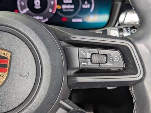 Used 2024 Porsche Cayenne S image 30