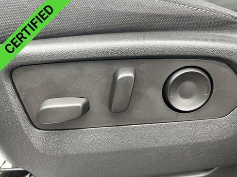 Used 2022 Chevrolet Silverado 1500 RST w/ Z71 Off-Road Package image 10