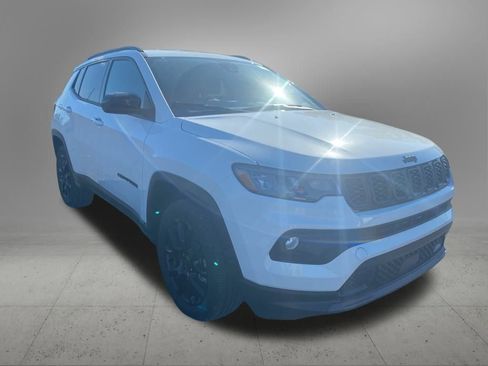 New 2026 Jeep Compass Latitude image 1
